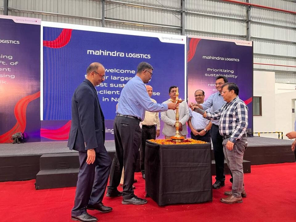 Mahindra-Logistics-warehouse-1